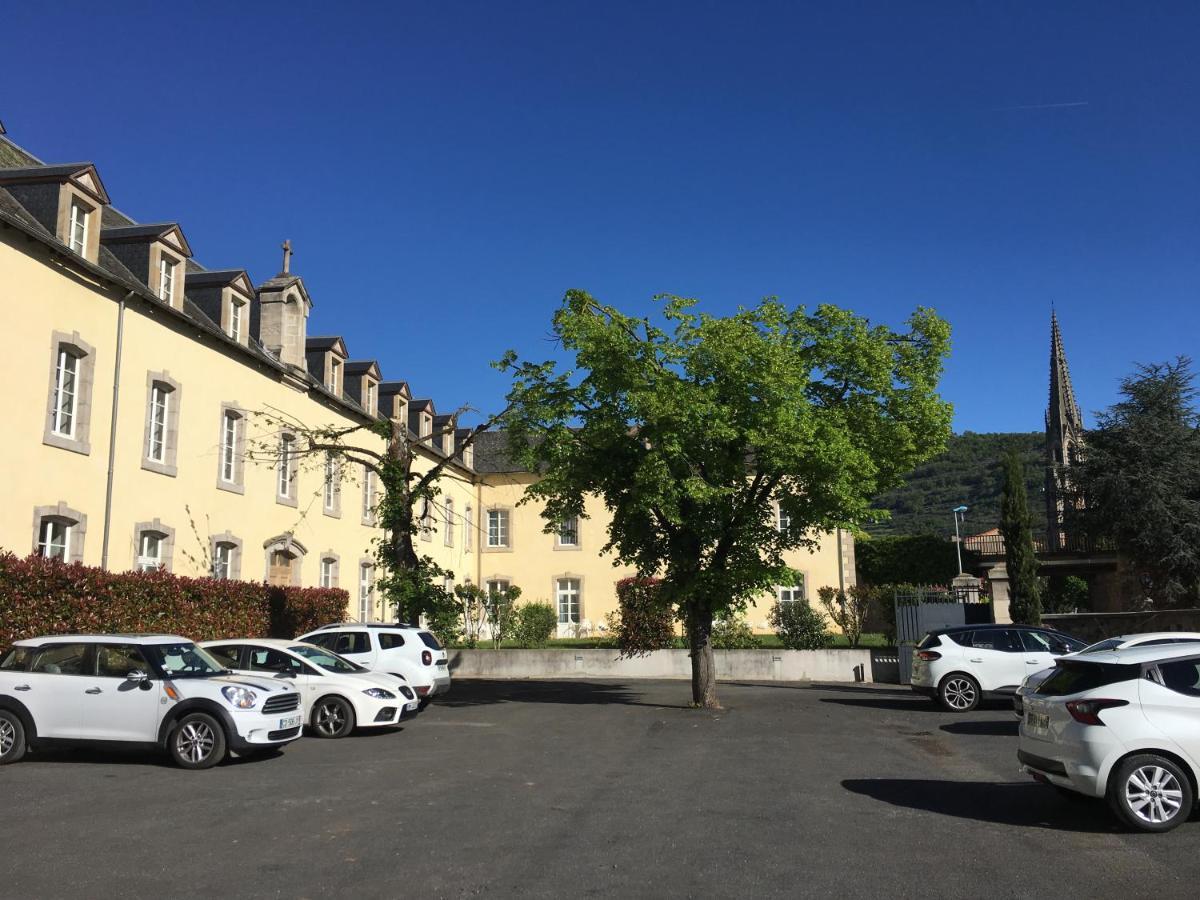 Le 1837 Aparthotel Saint-Affrique Exterior photo